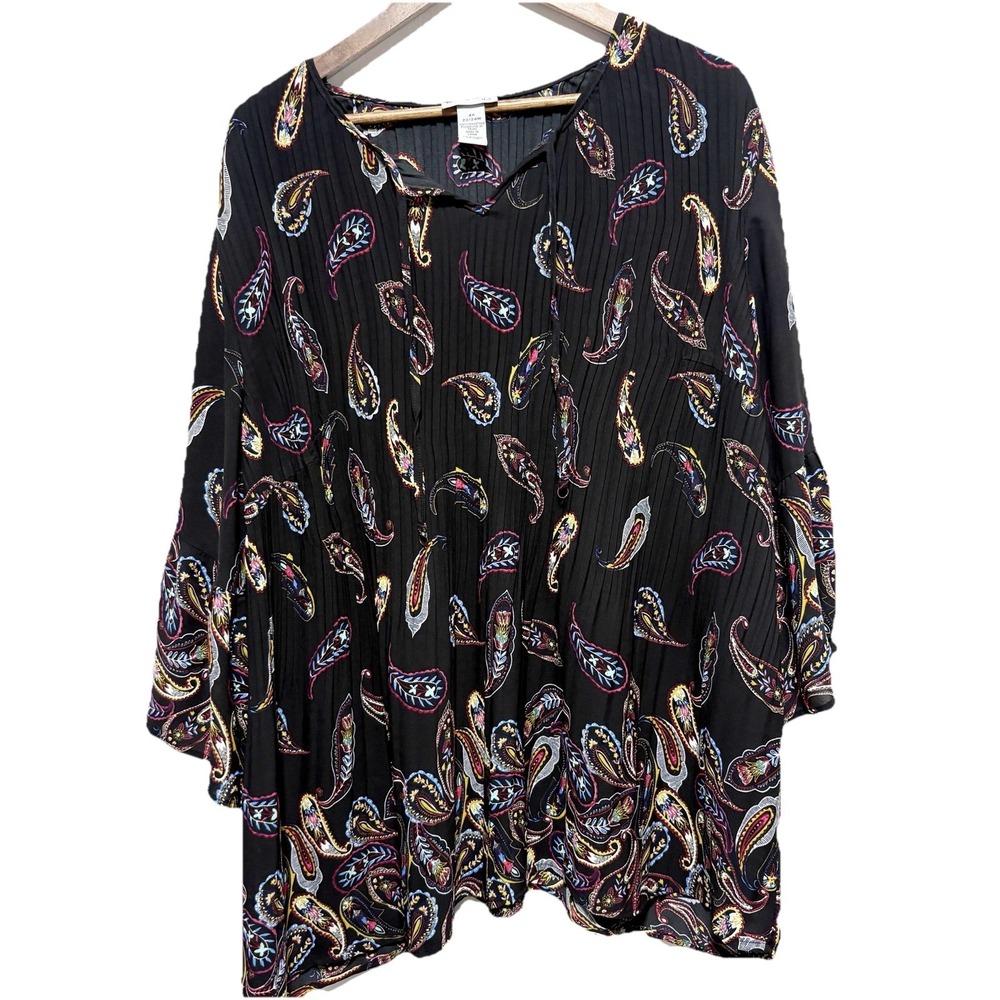 Catherines Blouse Womens 2X Black Paisley Pleated Texture Flowy Flare Sleeve